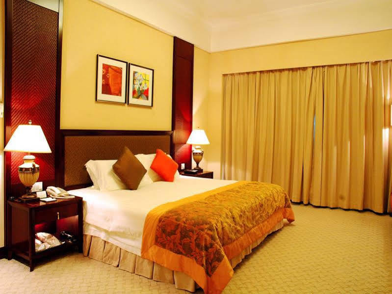 Grand View Hotel Dongguan  Exterior photo